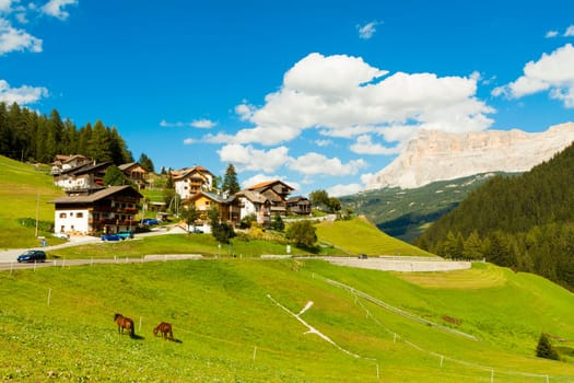 Panoramic view of Italian mountain landscapes