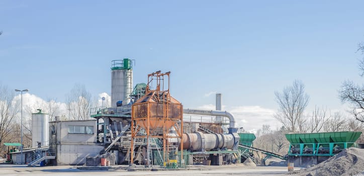 Gravel washing plant for concrete production and construction activities.