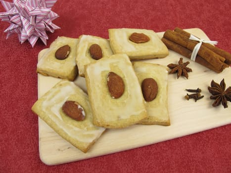 Gingerbread biscuits with icing and almond