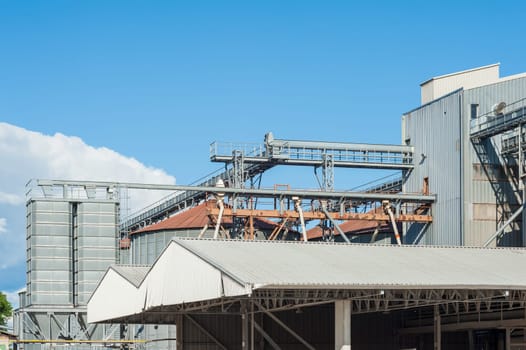 Storage facility cereals and production of bio gas,silos and drying towers
