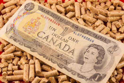 Saving Pellet Canada Queen Elizabeth