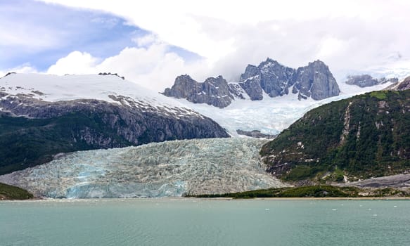 The Pia Tidewater Glacier and Dramatic Peaks in Tierra del Fuego