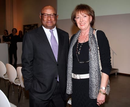 20 years of obscurity e.V. 20 works of art were auctioned at the Kunsthaus Hamburg
