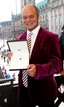 Corny Littmann ,/ Awarding of the Optimist Prize at the Hans Lounge Hamburg