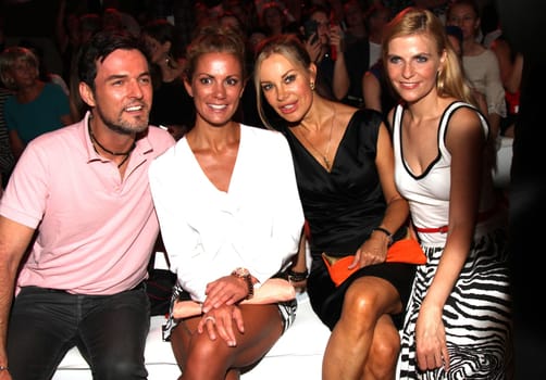 Minx Show  - Mercedes Benz Fashionsweek 2014