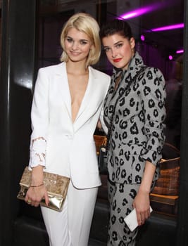 Luisa Hartema und Marie Nasemann /  Escada Flagshipstore Grand Opening in Hamburg