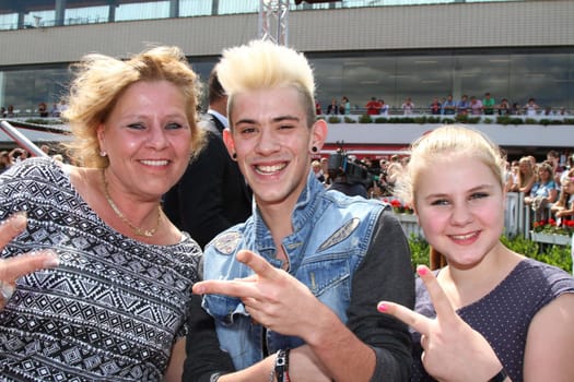 Sylvia Wollny,Daniele Negroni and Loredana Wollny,picture race day at the Trabrennbahn Hamburg with celebrities