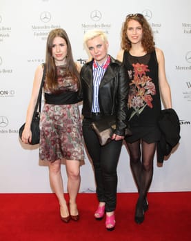 Elaiza    /  bei der  Minx Show