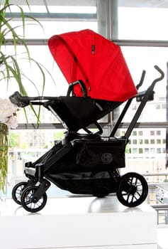 Preview event of the Orbit Baby G3 stroller in the Elbdeck Hamburg on 18.06.2014
