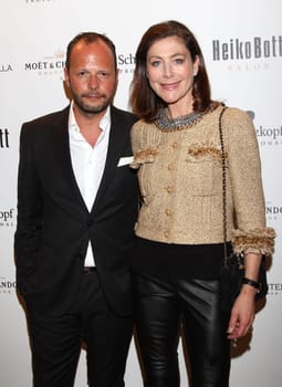 Alexander Franke und Alexandra von Rehlingen / Eroeffnung von Tarantella und Heiko Bott in der Alten Postdirektion Hamburg