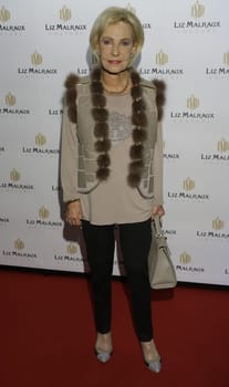 Dagmar Berghoff bei   Liz Malraux Fashionshow im Atlantik Hotel