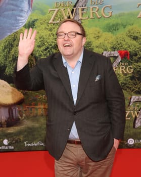 Gustav Peter Woehler at the premiere of the 7bte Zwerg in Berlin
