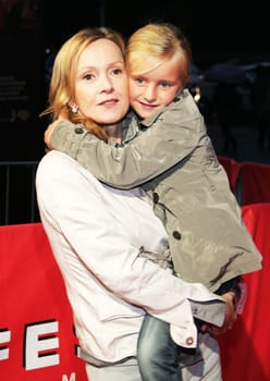Liebling ,wake up the huehners at premiere at Cinemaxx / Katja Flint and daughter Lulu