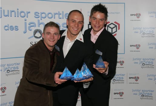 Rene Enders ,Maximilian Levy and Benjamin Wittmer,winner of the Junior Athlete Award 2005 in Hamburg - Please caption: Bildmaschine/hr