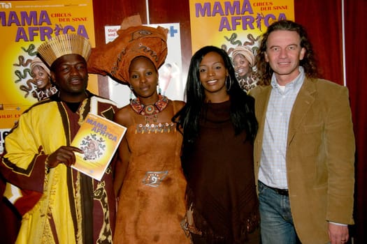 Winston Ruddle,Joan Charles Mwanga,Senait Mehari and Hubert Schober at the Mama Africa Press Conference ,this tour supports the children's emergency aid ,whose patron is Senait Mehari ,today at the Renaissance Hotel Hamburg ,18.12.2006
