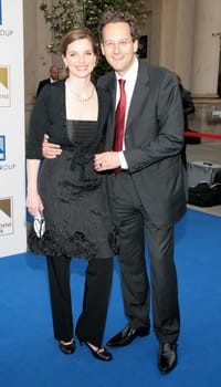 Awarding of the Golden Feather 2009 at the Hamburg Chamber of Commerce/