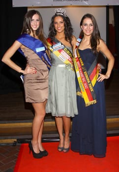 Hanna Kravets (2.)Viviana Beltrán Velez ( Miss Hamburg ),Lenea Martens (3.) Miss Hamburg Election 2012 in Parliament Hamburg on 03.12.2011