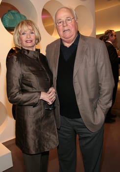 Marlies Möller und Ehemann Shoperöffnung St.Emile, dem internationalen Mode & Lifestyle Unternehmen  am neuen Wall   Erleben Sie die stylischen Outfits der aktuellen St.Emile - Frühjahr/Sommer-Kollektion 2009 im kleinen exklusiven Kreis mit dem Geschäftsführer  Uwe Jürdens