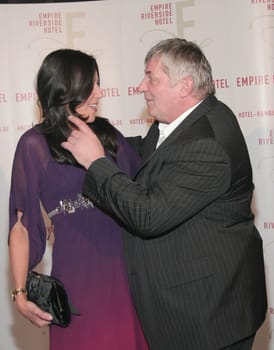 Heinz Hoenig und Aleksandra Fraatz bei der Eroeffnung des Empire Riverside Hotels in Hamburg am 14.02.2008