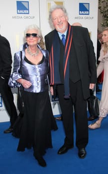 Hans-Werner Funke and Mrs. Die Goldene Feder 2009 Award ceremony at the Hamburg Chamber of Commerce on 14.05.2009