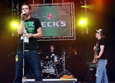 revolverheld,newcomerband von sony bmg music auf dem beck festival in hamburg 2005/28082005 /
