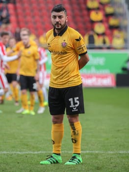 Aias Aosman (SG Dynamo Dresden) 3rd League Season 2015/2016 Point game Hallescher FC against SG Dynamo Dresden