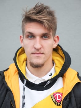 Robert Andrich (SG Dynamo Dresden) 3rd league season 2015/2016 point game Hallescher FC against SG Dynamo Dresden