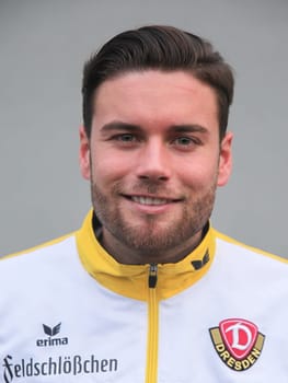 Niklas Kreuzer (SG Dynamo Dresden) 3rd league season 2015/2016 point game Hallescher FC against SG Dynamo Dresden