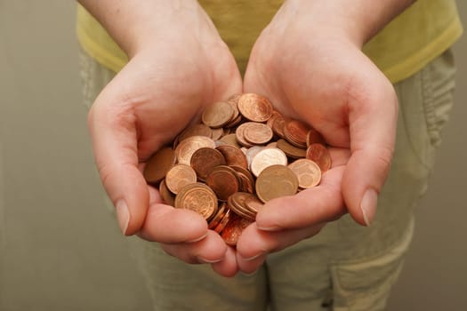 Women's hates hold many Eurocents
