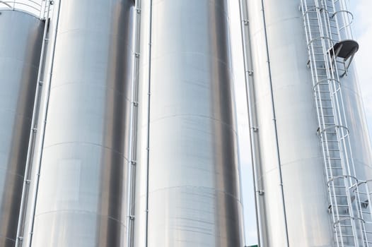 Industrial silos for chemical production, by stainless steel.