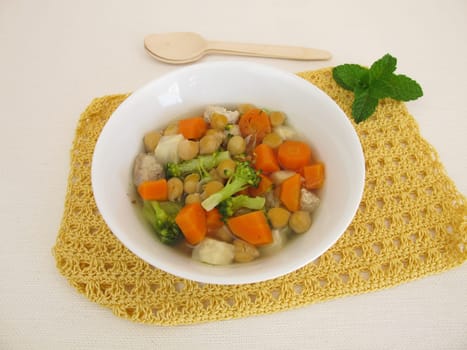 Stew with vegetables and chickpeas