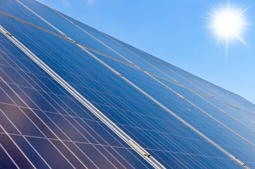 Roof with solar cells and sun
