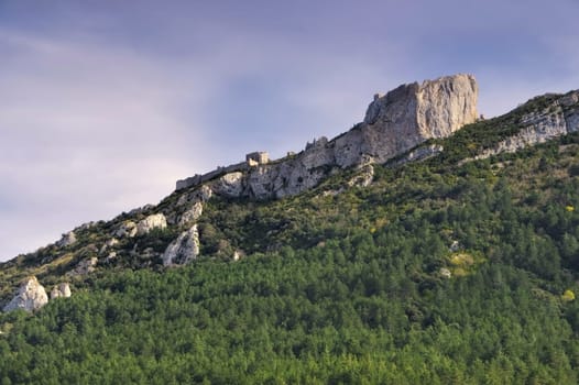 Burg Peyrepertuse im Süden Frankreichs - cathare castle Peyrepertuse in southern France