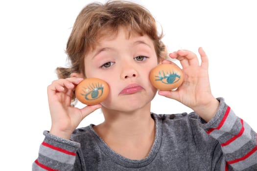 Holding my eyes on eggs