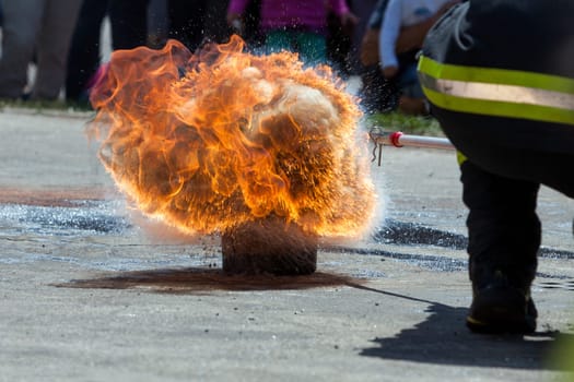 large fire explosion - attempt response to the hot oil and water