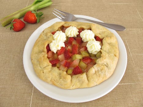 Rhubarb-strawberry galette with white chocolate cream