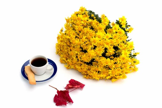 cup of coffee, beautiful autumn leaf and bouquet of flowers, isolate, subject flowers and drinks