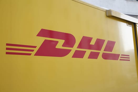 dhl brand on van