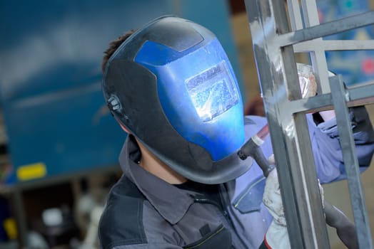 welder with mask