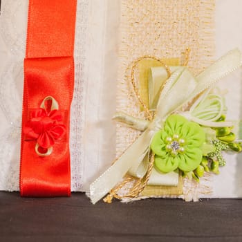 Colored wedding invitations. Pampering for guests