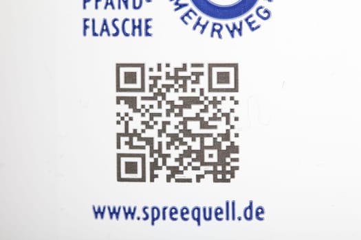QR code on Spreequelle bottle