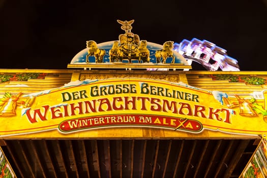 christmaskirmes in berlin alexanderplatz