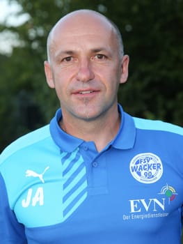 Head coach Josef Albersinger in the squad FSV Wacker 90 Nordhausen - NOFV-Regionalliga Nordost,season 2016/17