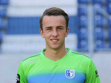 Goalkeeper Leopold Zingerle in the squad 1. FC Magdeburg - 3. Football League - Squad season 2016/17