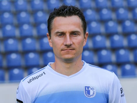 Goalkeeper Jan Glinker in the squad 1. FC Magdeburg - 3. Football League - Squad season 2016/17