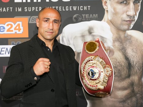 Super middleweight boxer Arthur Abraham (Team Sauerland) at SAT1 Ran - Boxing on 16.07.2016 in the Max-Schmeling-Halle Berlin