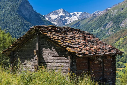 Small stable in the Val dHérans