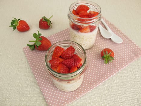 Overnight Oats with Strawberries
