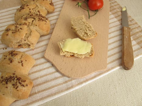 Epi Baguette with Butter
