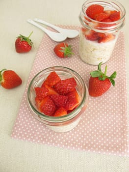 Overnight Oats with Strawberries